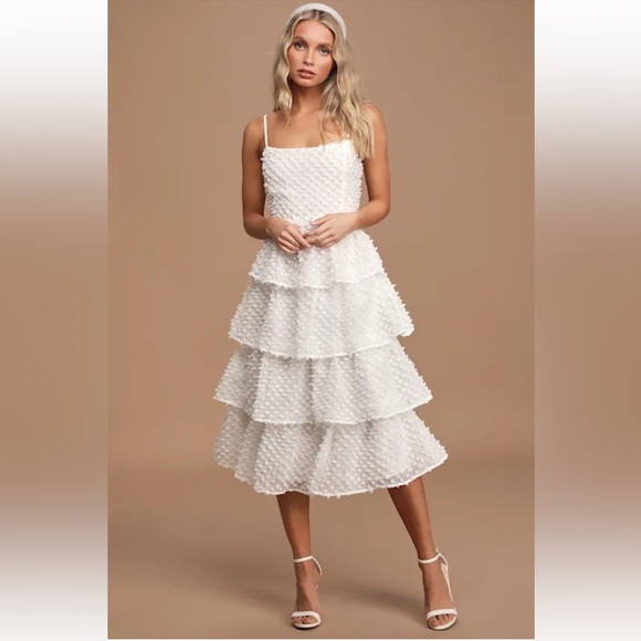 Lulus Dresses & Skirts - Lulus Flirting with You White Tiered Pom Pom Midi Dress Size M EUC